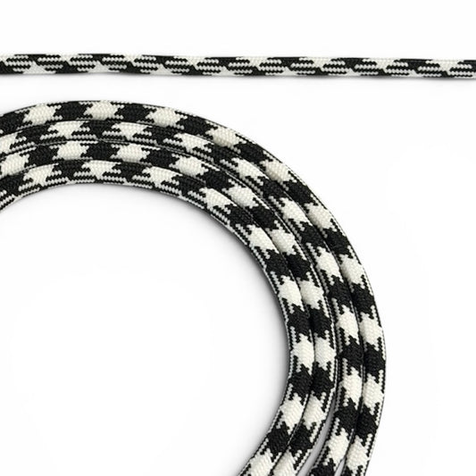 White - Black Retro